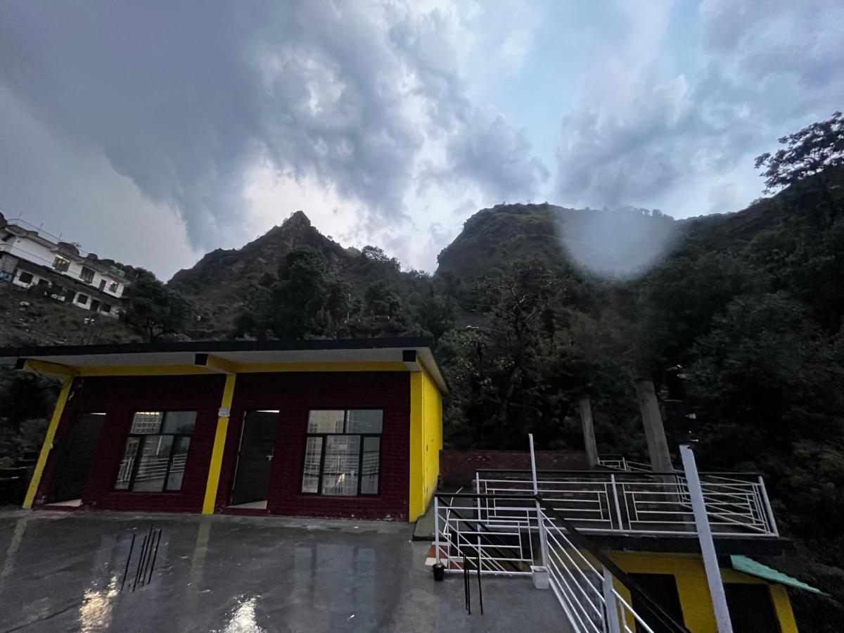 Corn Village Abode Lakhwār 外观 照片
